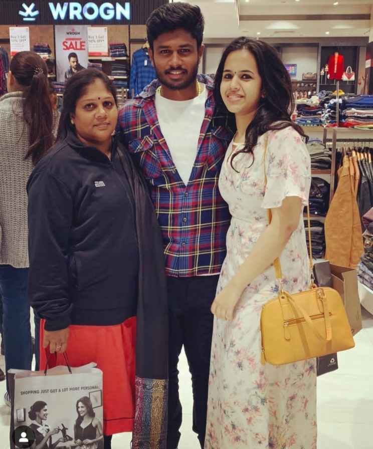 Sanju Samson Mother And Wife