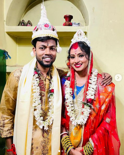Manoj Dey wife jyoti shree mahato